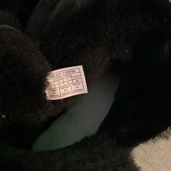 Ugg Aubrielle Boots - Picture 4 of 6